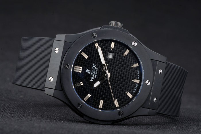 cách nhận biết đồng hồ Hublot chính hãng