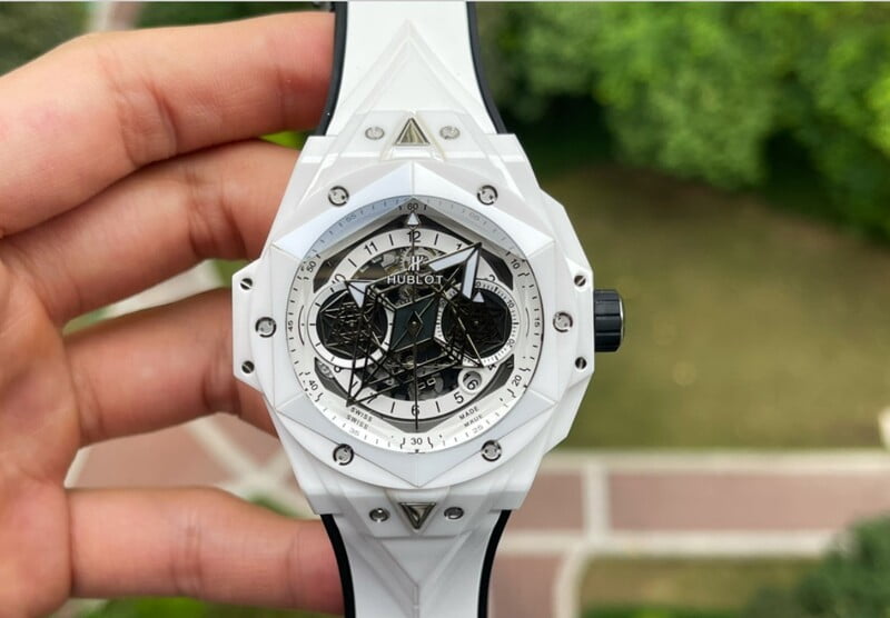 cách sử dụng đồng hồ Hublot