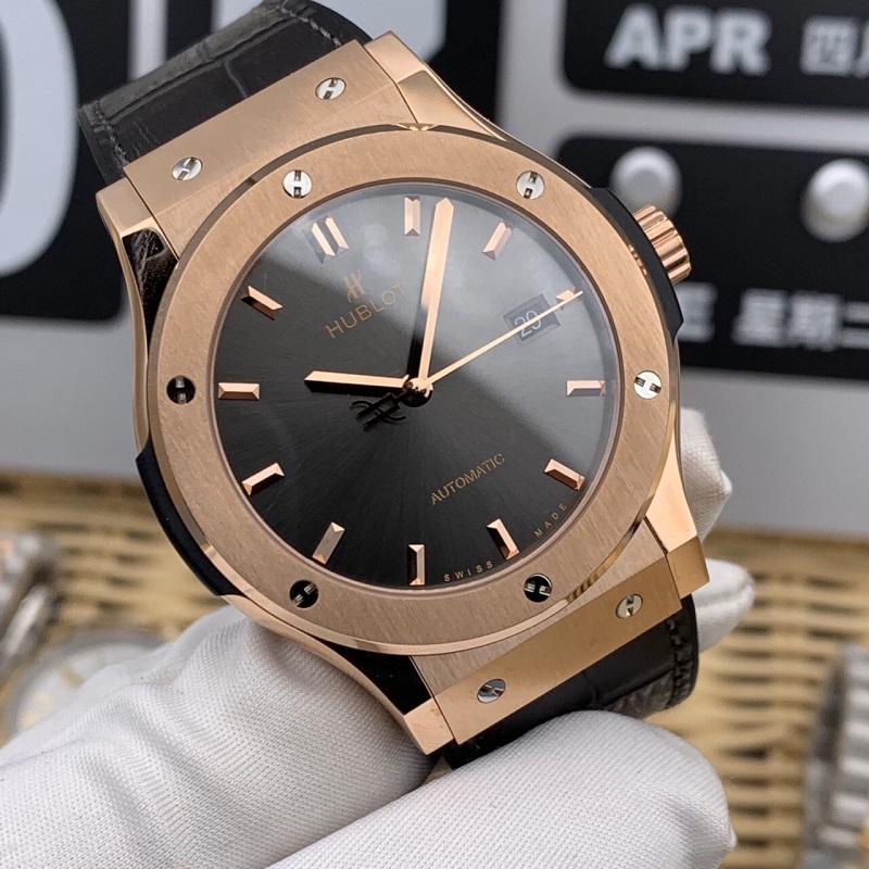 Đồng hồ Hublot của nước nào