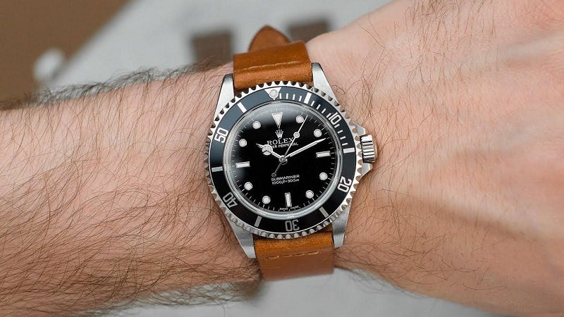 Giá đồng hồ Rolex dây da 