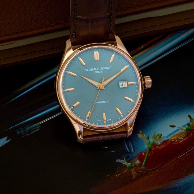 Đồng hồ Frederique Constant Classics FC-303LGR5B4 Cũ