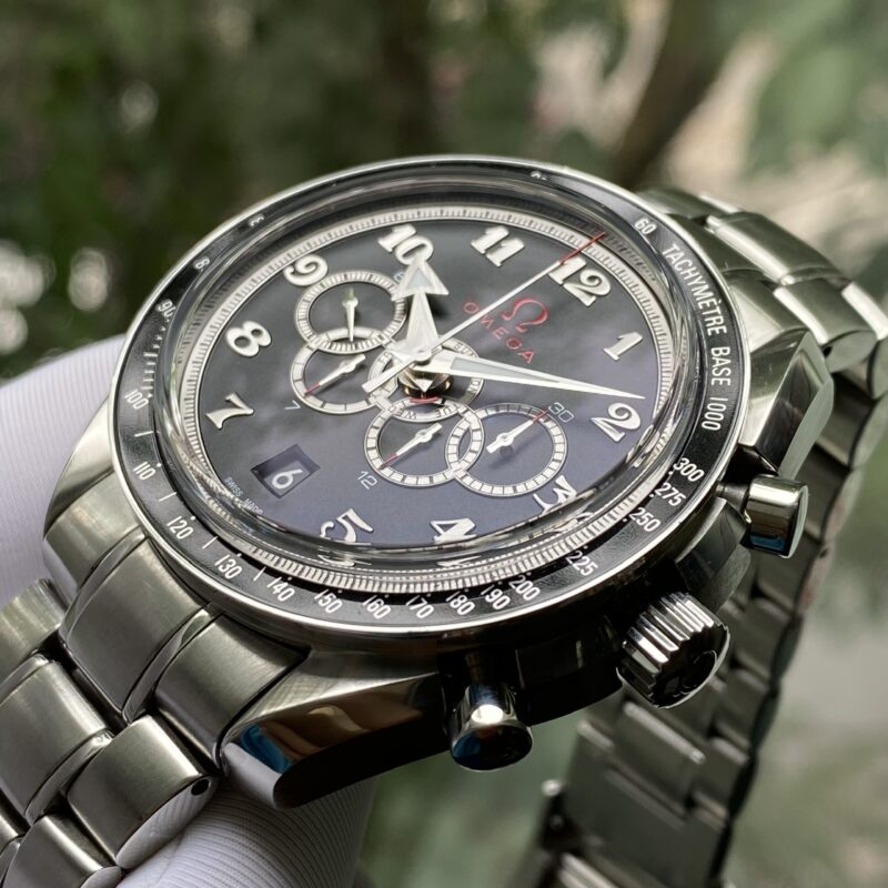 OMEGA OLYMPIC GAMES COLLECTION Speedmaster Chronograph Watch Cũ