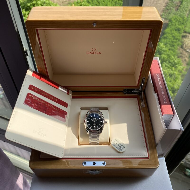 Đồng Hồ Omega Seamaster Aqua Terra Black 38mm 220.10.38.20.01.001 Cũ