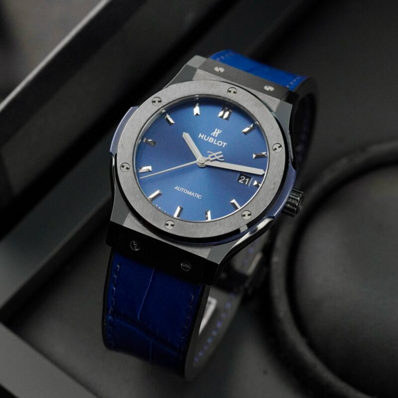 Đồng Hồ Hublot Classic Fusion Ceramic Blue 542.CM.7170.LR Cũ