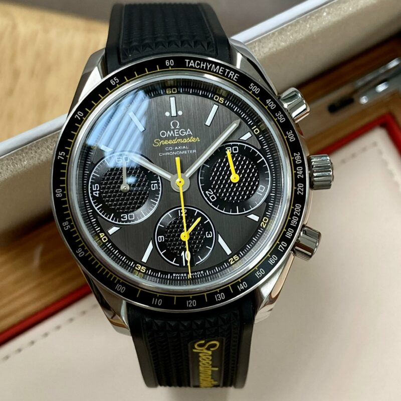 Đồng Hồ OMEGA Speedmaster Racing Co-Axial 326.32.40.50.06.001 Cũ