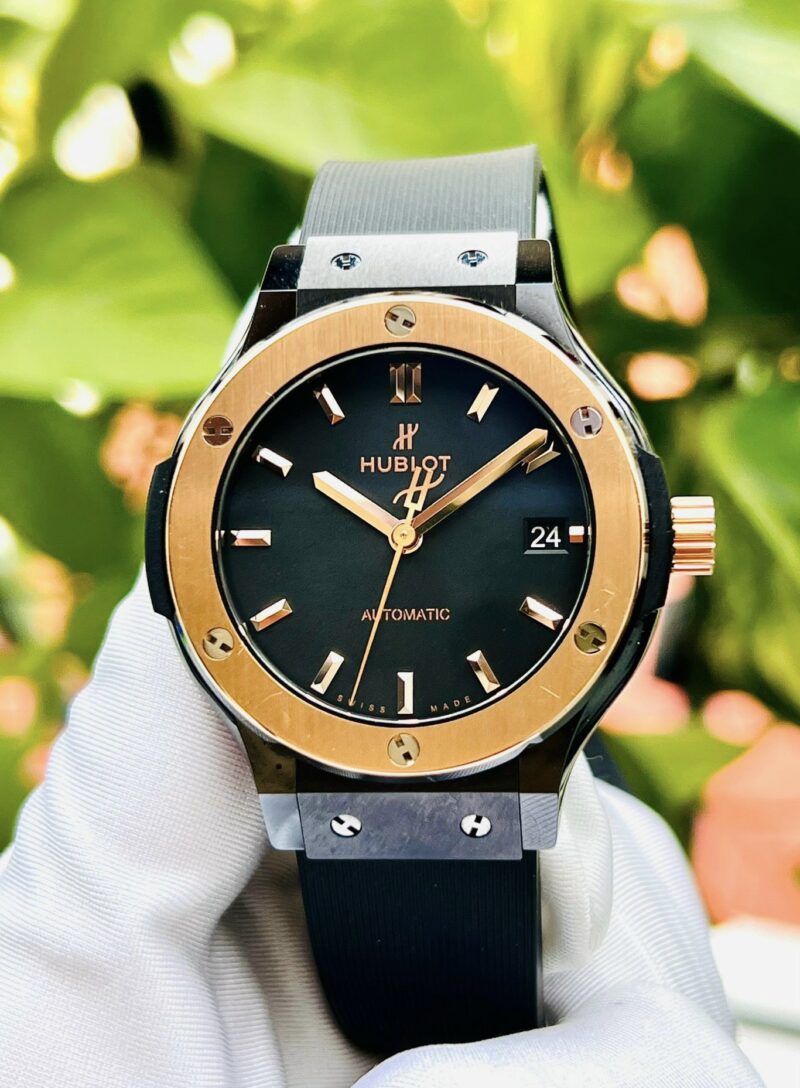 Đồng Hồ Hublot Classic Fusion Ceramic King Gold 565.CO.1181.RX Cũ