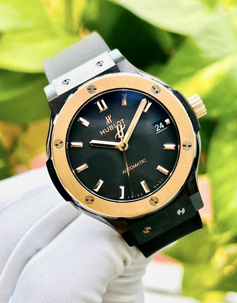 Đồng Hồ Hublot Classic Fusion Ceramic King Gold 565.CO.1181.RX Cũ