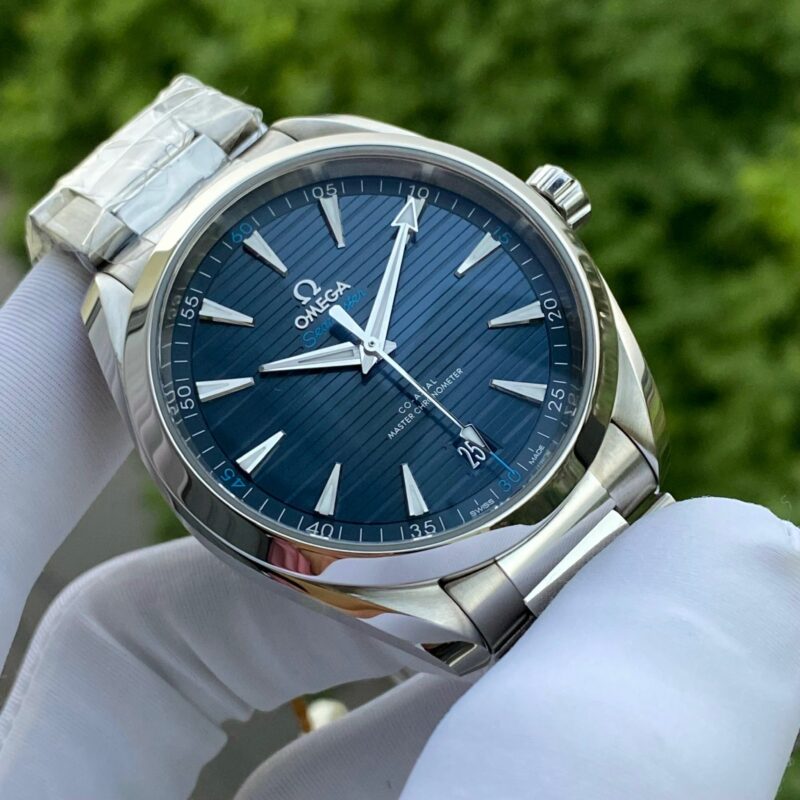 Đồng Hồ Omega Seamaster Aqua Terra Blue 220.10.41.21.03.001 Cũ