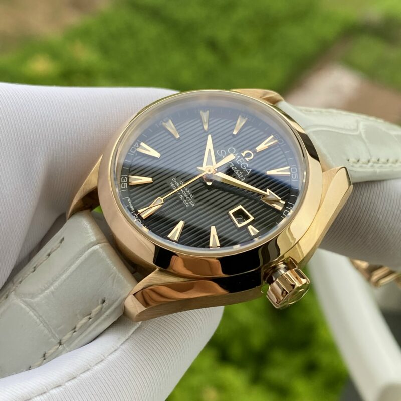 Đồng Hồ Omega Aqua Terra 150m Master Co-Axial Soild Gold 18k 231.53.34.20.01.002 Cũ