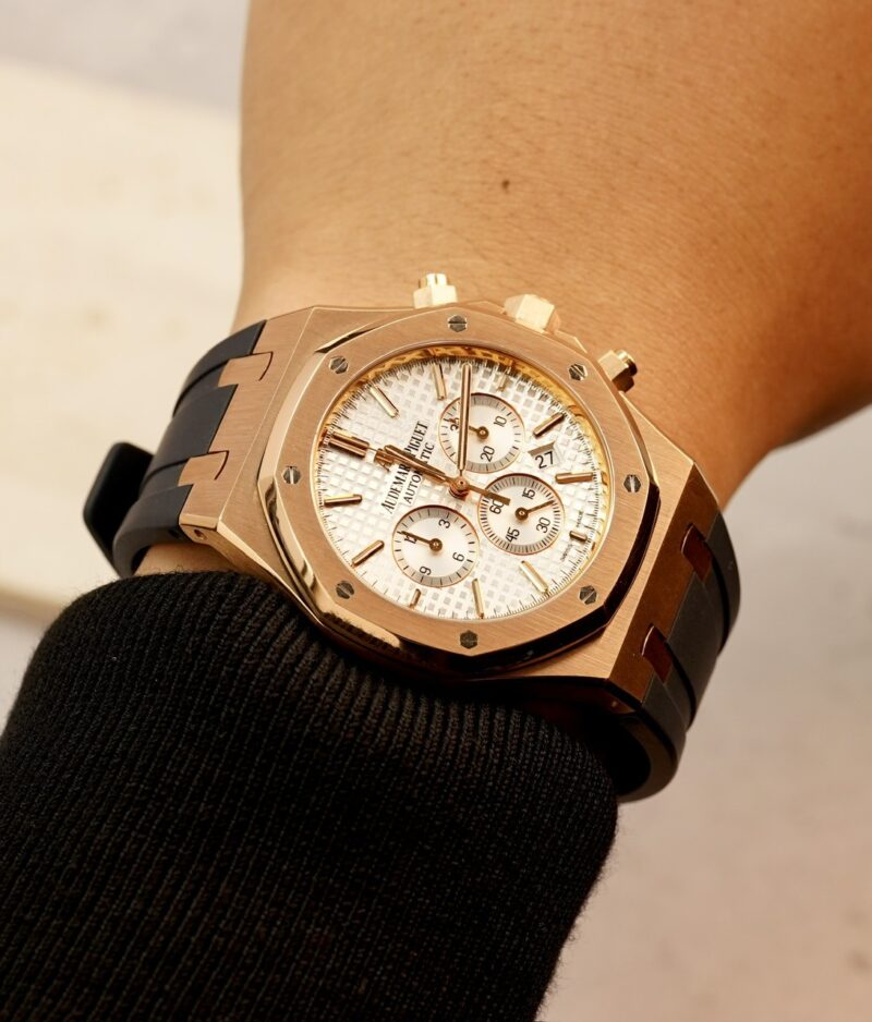 Đồng Hồ Audemars Piguet Royal Oak Chronograph 18k Rose Gold 26320OR.OO.D088CR.01 Cũ