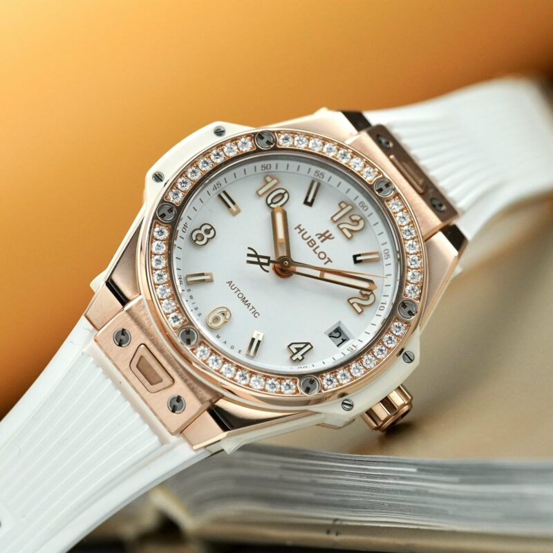 Đồng Hồ Hublot Big Bang One Click King Gold White Diamonds 465.OE.2080.RW.1204 Cũ