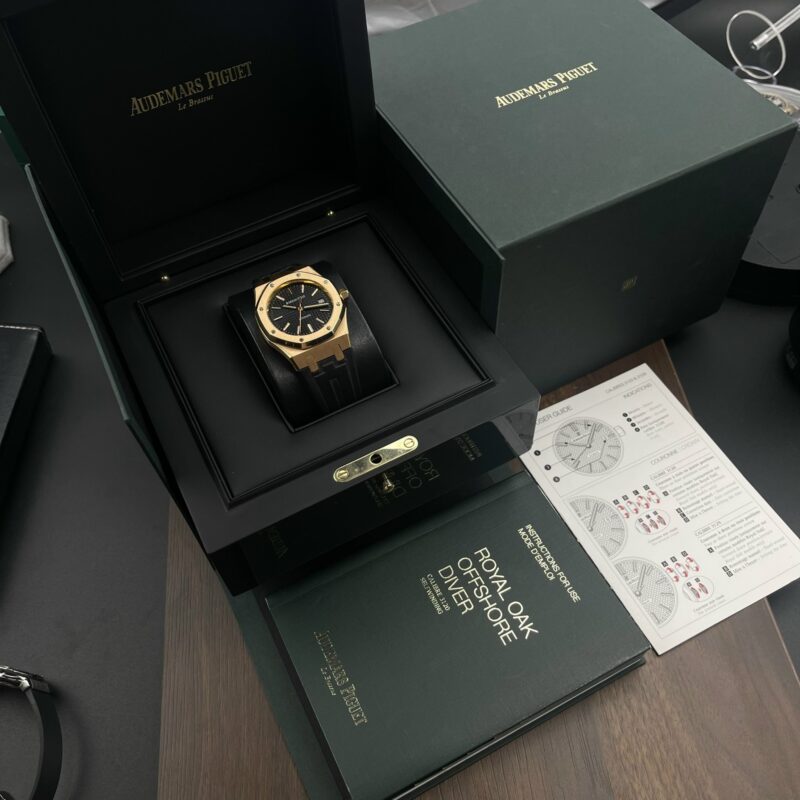 Đồng Hồ Audemars Piguet Royal Oak Selfwinding Rose Gold Black Dial Bracelet 15300OR.OO.D002CR.01