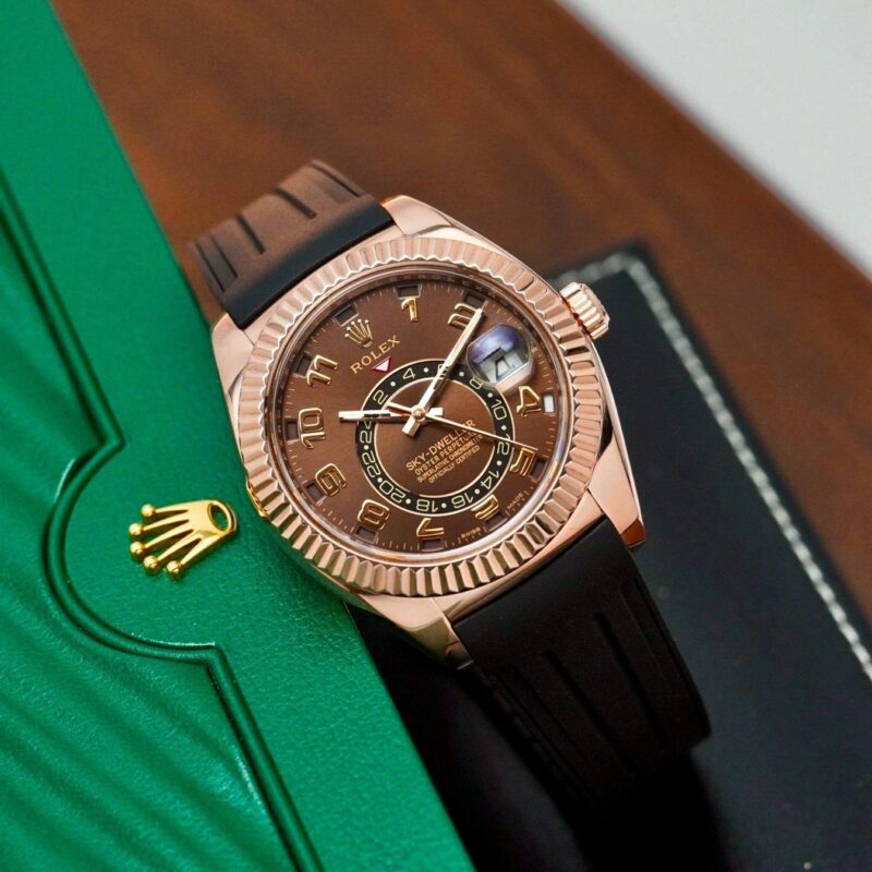 Đồng Hồ Rolex Oyster Perpetual Sky-Dweller Everose Gold 326135 Chocolate  Cũ