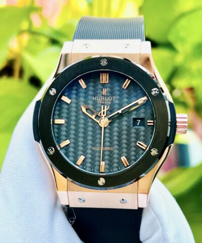 Đồng Hồ Hublot Classic Fusion Carbon Rose Gold 542.PM.1780.RX Cũ