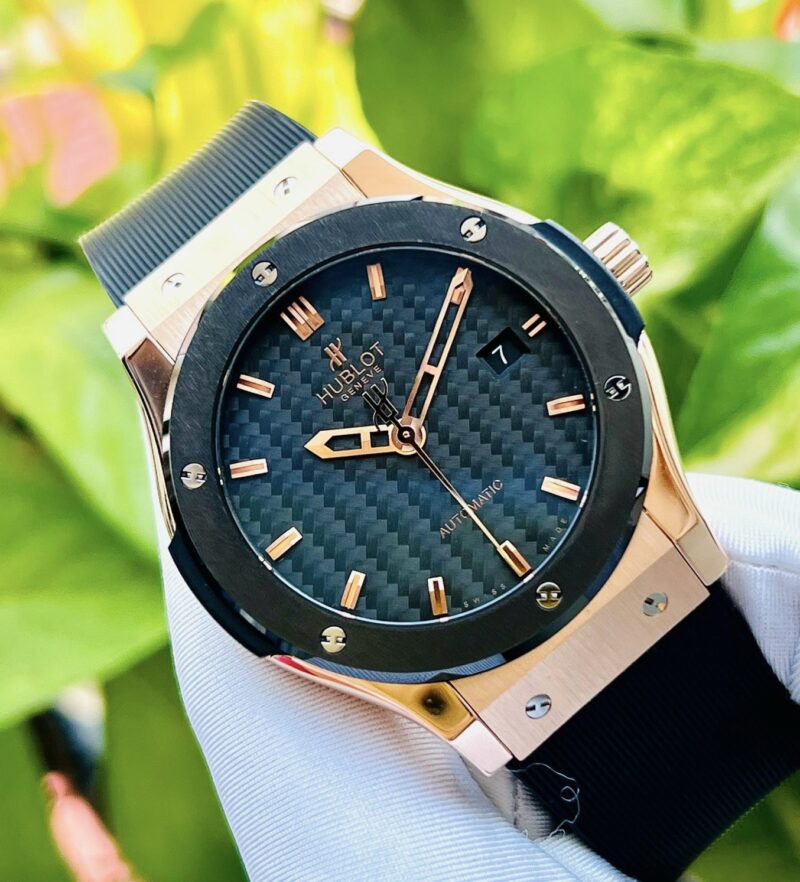 Đồng Hồ Hublot Classic Fusion Carbon Rose Gold 542.PM.1780.RX Cũ