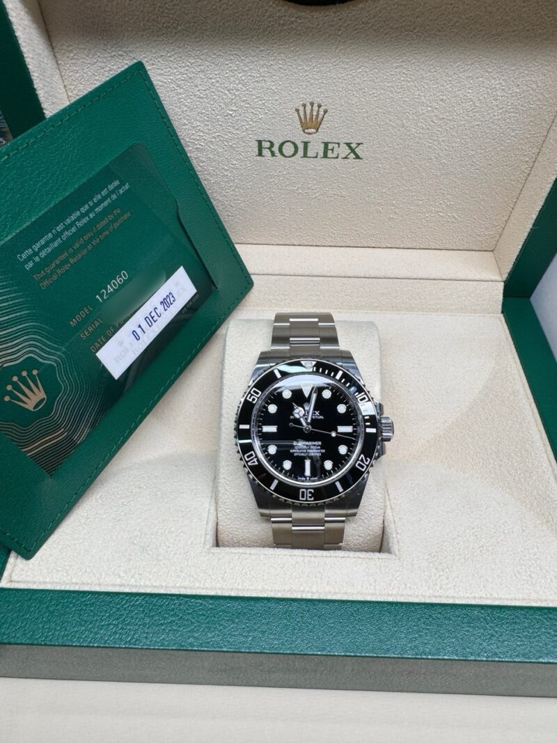 Đồng Hồ Rolex Submariner 124060-0001 Cũ