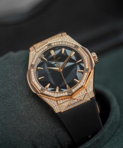 Đồng Hồ Hublot Classic Fusion Orlinski King Gold Pavé 40mm 550.OS.1800.RX.1604.ORL19 Cũ