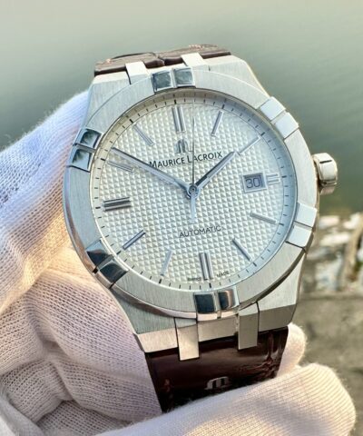 Đồng Hồ Maurice Lacroix  AI6008-SS001-130-1 Cũ