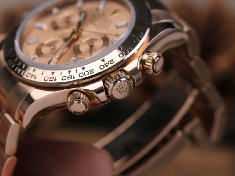 Đồng Hồ Rolex Cosmograph Daytona 40mm Everose gold 116505 Cũ