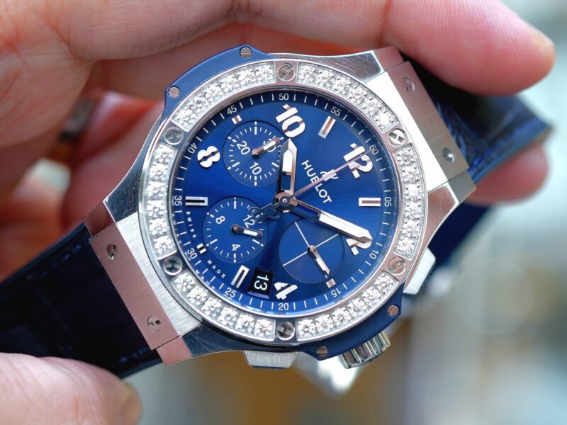 Đồng hồ Hublot Big Bang Steel Blue Diamonds 341.SX.7170.LR.1204 - Size 41mm.  - Tình trạng lướt đẹp,Fullbox 2020. 